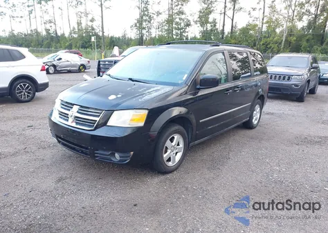 2010 Dodge Grand Caravan Sxt z USA, uszkodzony, nr VIN 2D4RN5D19AR409651